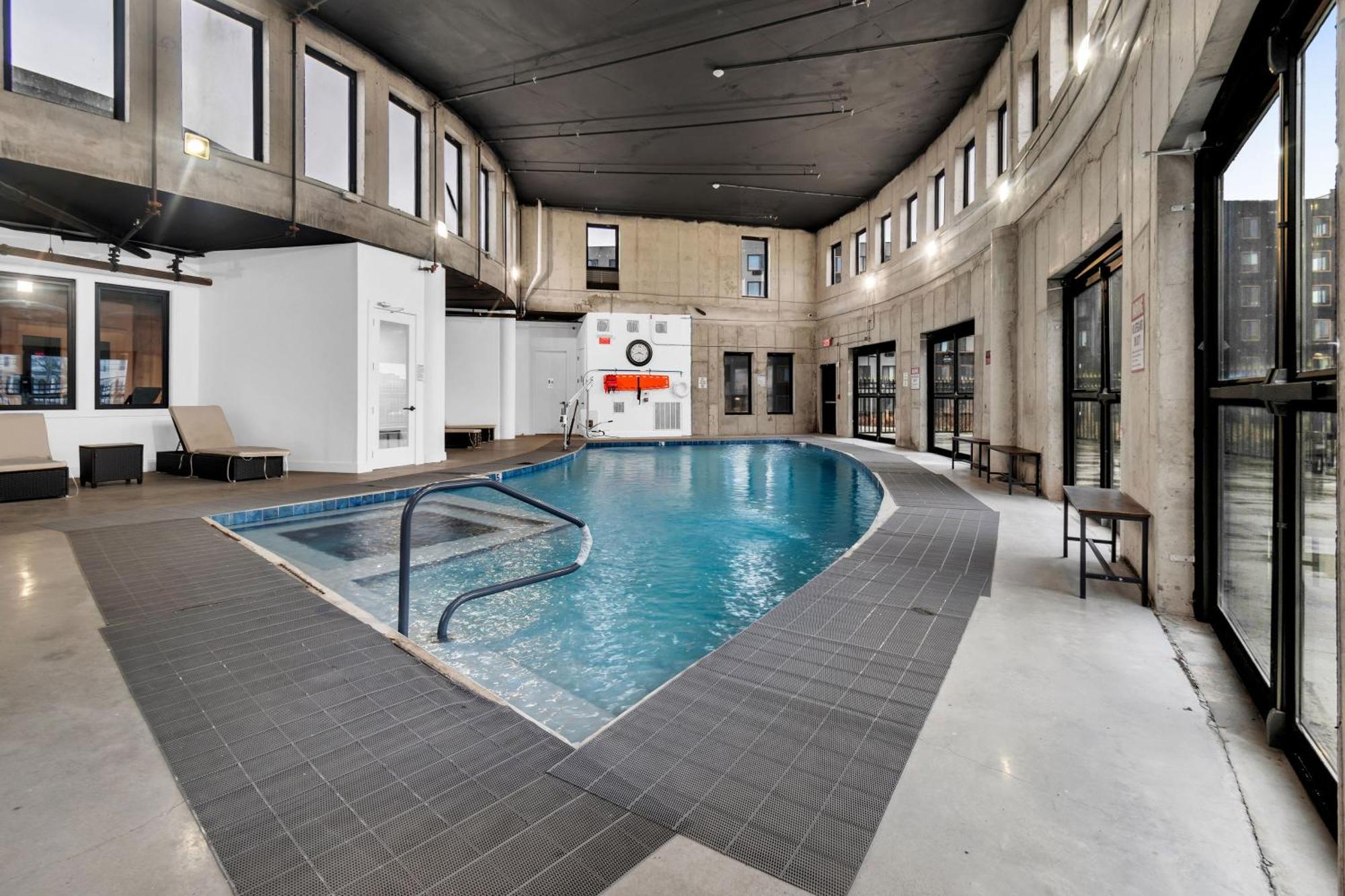 Pink Heaven Indoor Pool, Free Parking, Near Nyc Leilighet Elizabeth Eksteriør bilde